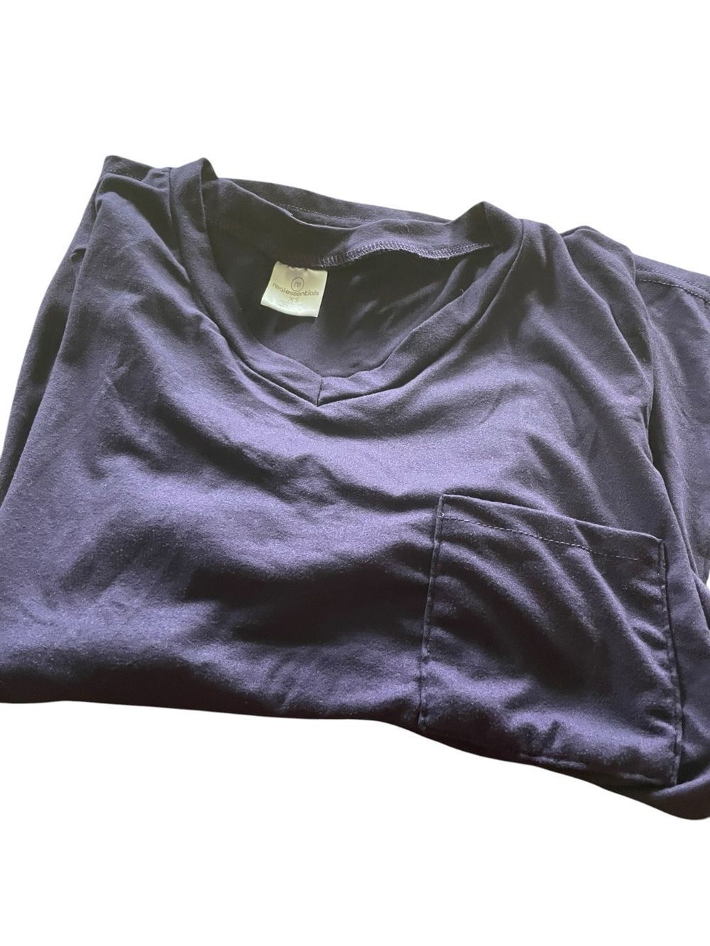Real Essentials size XS Pocket V-Neck Tee in purple